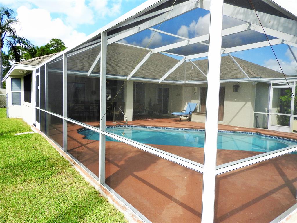 PORT ST LUCIE SECTION 33 - Residential