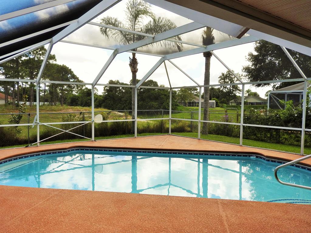 PORT ST LUCIE SECTION 33 - Residential