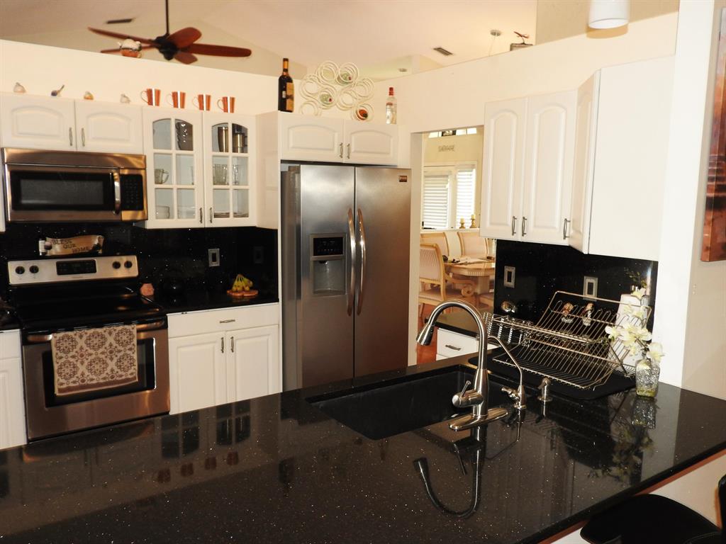 PORT ST LUCIE SECTION 33 - Residential