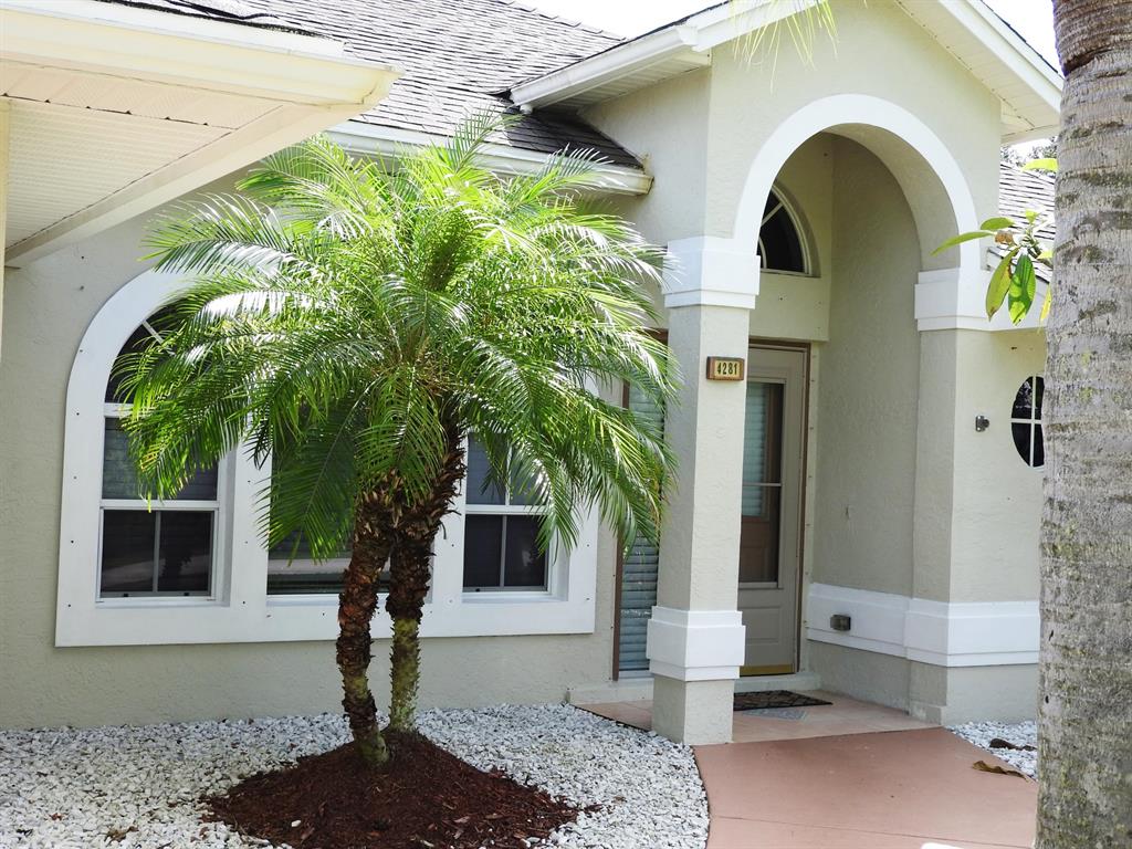 PORT ST LUCIE SECTION 33 - Residential