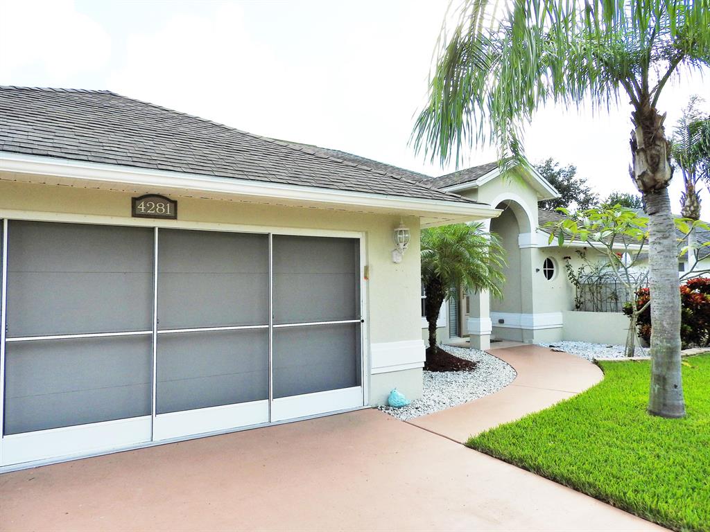 PORT ST LUCIE SECTION 33 - Residential