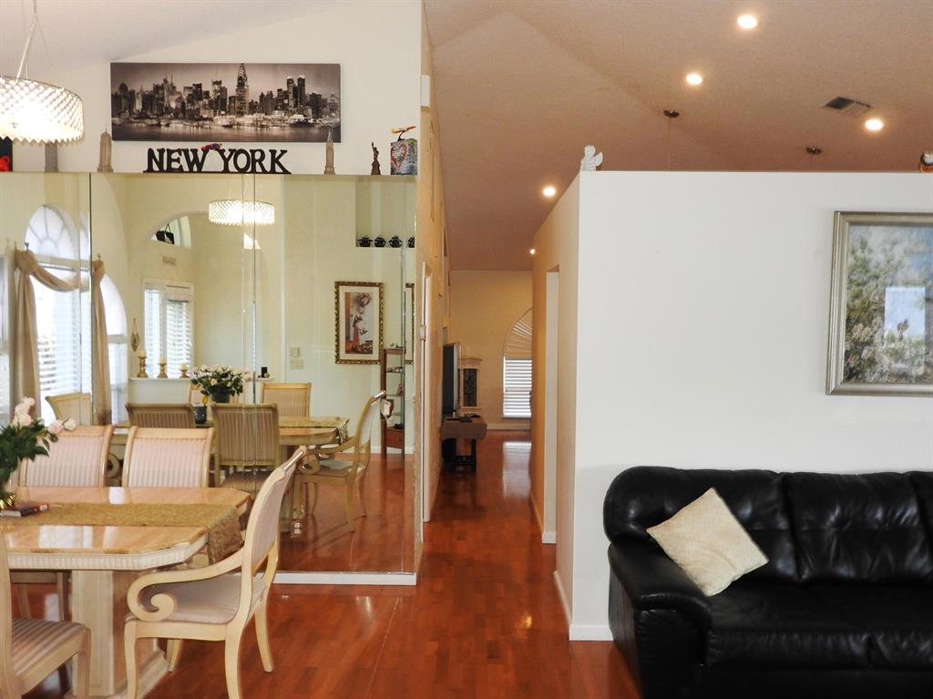 PORT ST LUCIE SECTION 33 - Residential