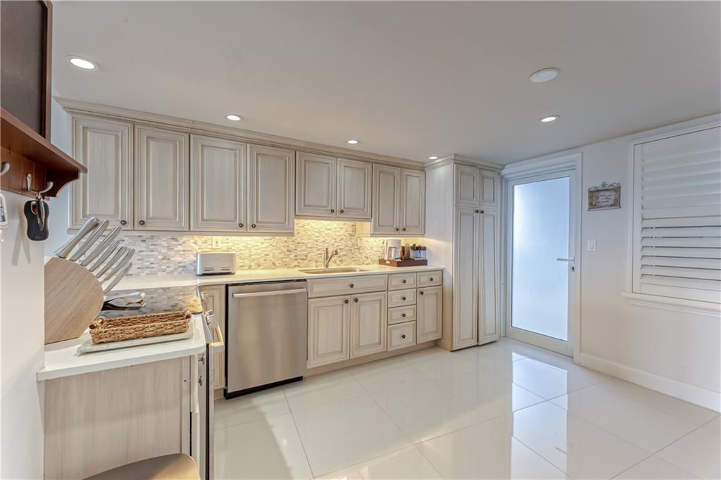 EVERGLADES HOUSE - Residential