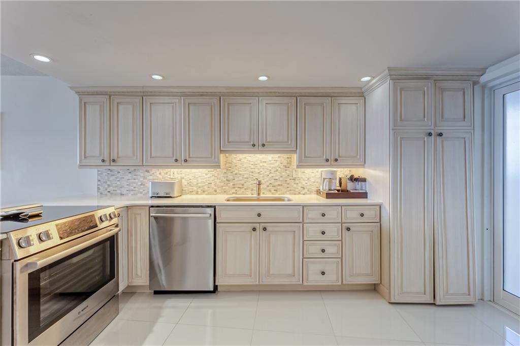 EVERGLADES HOUSE - Residential