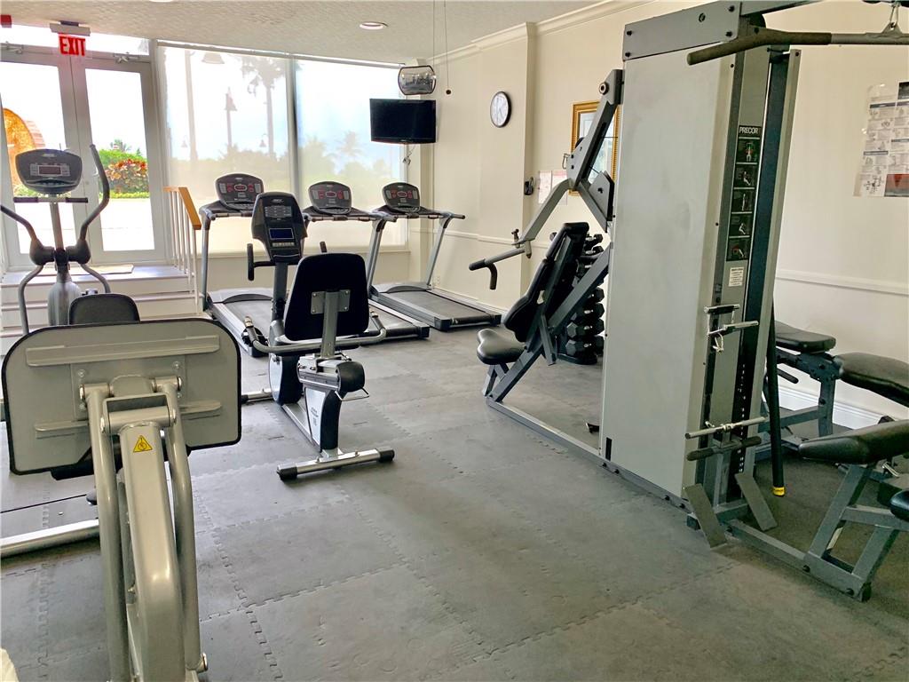 EVERGLADES HOUSE - Residential