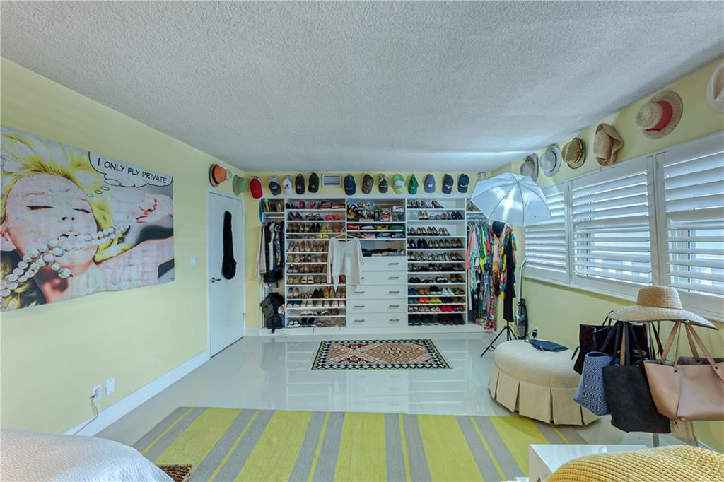 EVERGLADES HOUSE - Residential