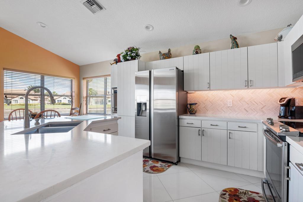 ABERDEEN 4 - Residential Lease