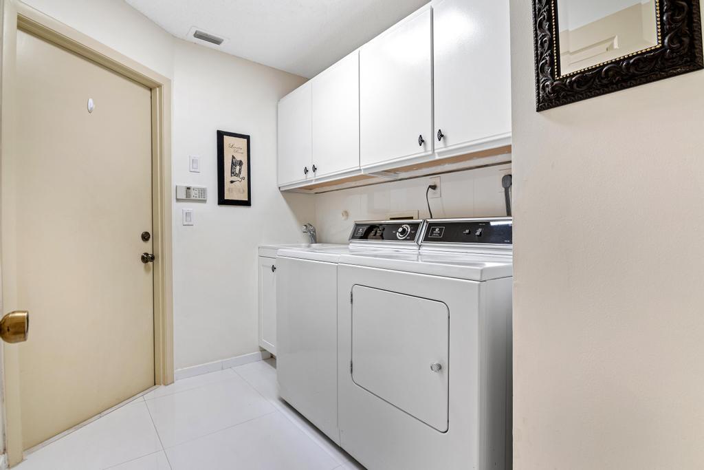 ABERDEEN 4 - Residential Lease