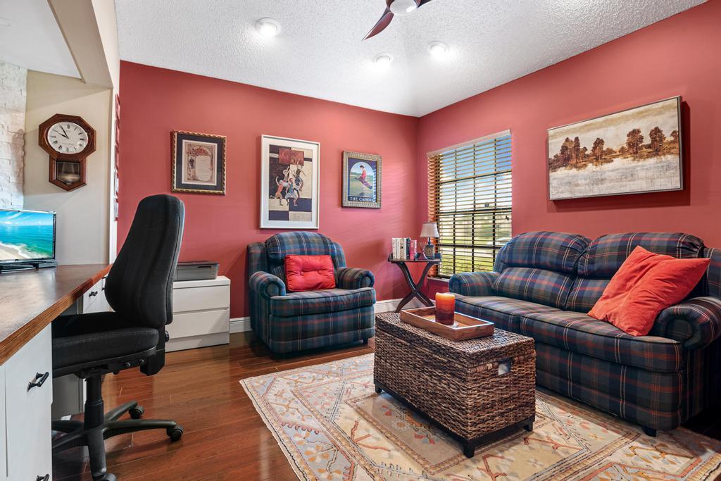 ABERDEEN 4 - Residential Lease