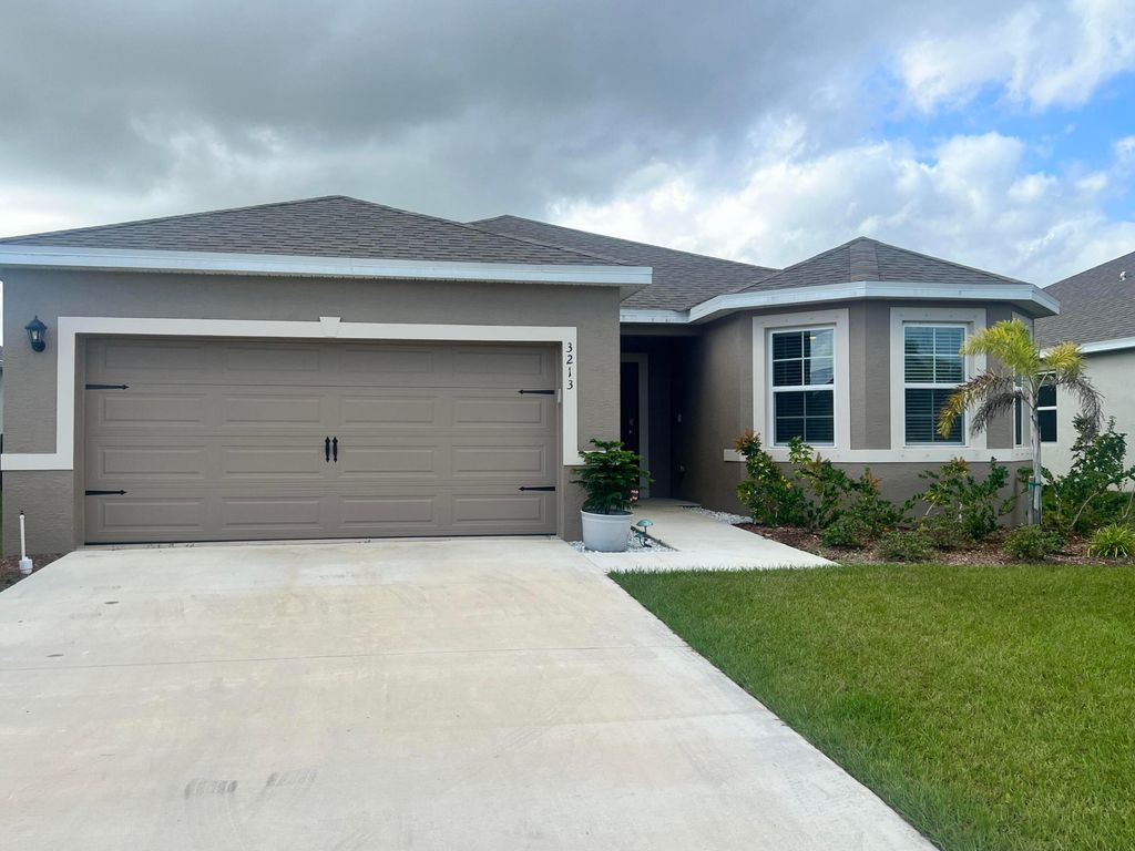 Photo of 3213 Trinity Circle, Fort Pierce, FL 34945 (MLS # R11168940)
