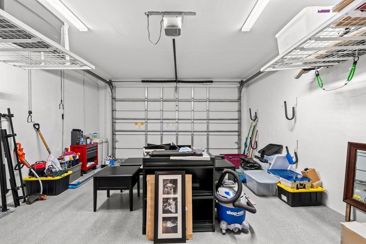 NINE28 - Residential