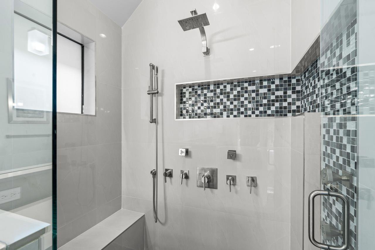 NINE28 - Residential