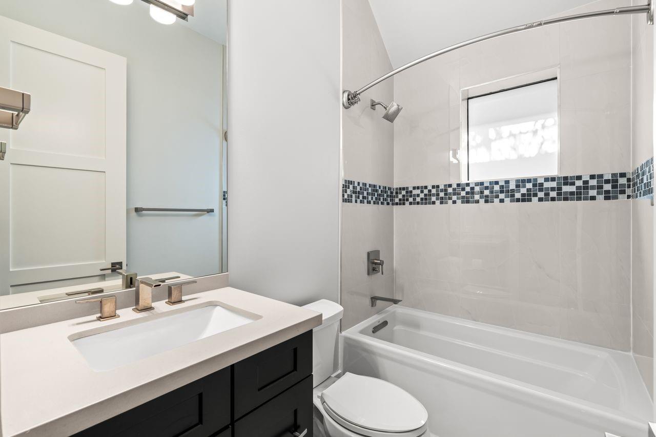 NINE28 - Residential