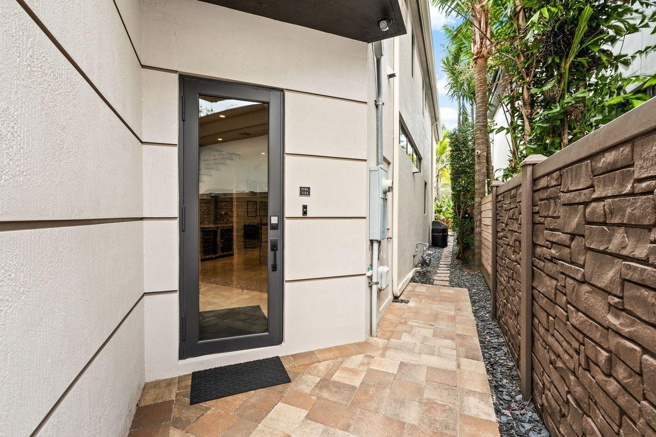 NINE28 - Residential