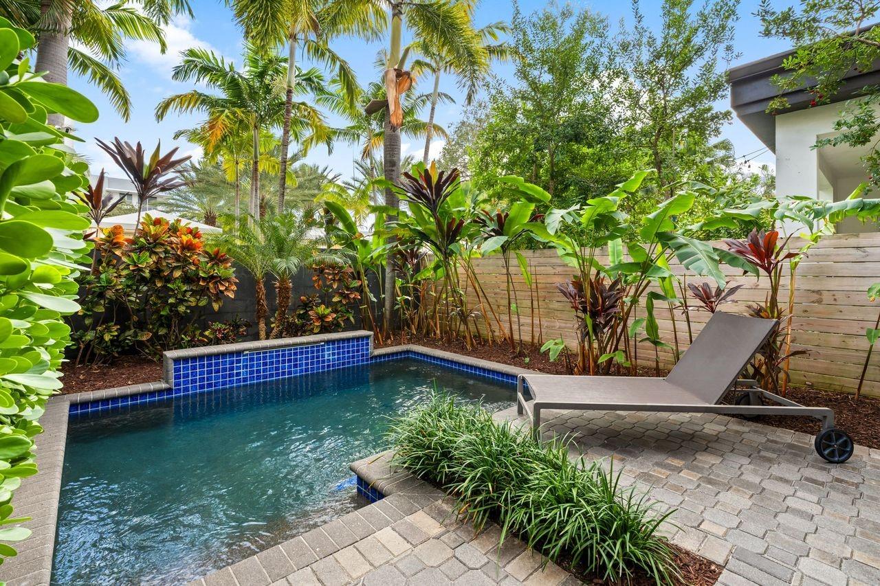 NINE28 - Residential