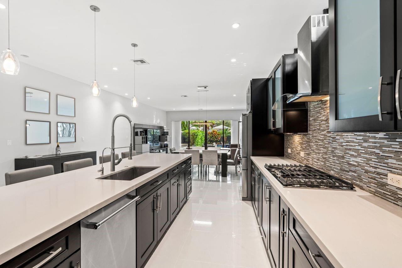 NINE28 - Residential