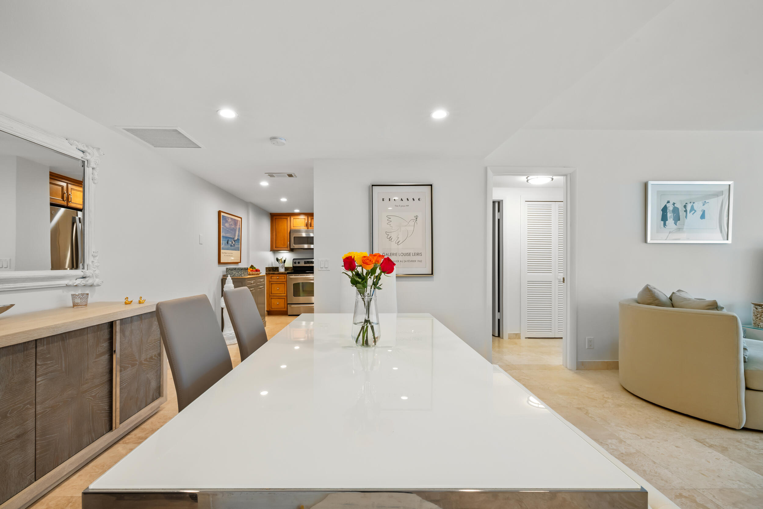 TWENTY TWO NINETY FIVE SOUTH OCEAN BLVD - Residential