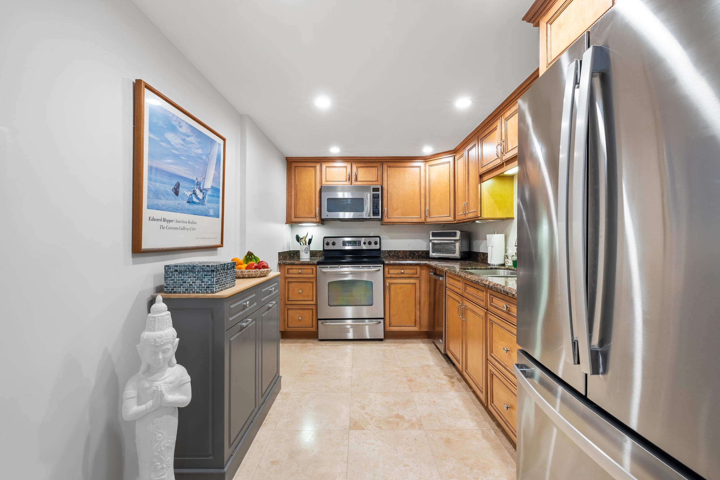 TWENTY TWO NINETY FIVE SOUTH OCEAN BLVD - Residential