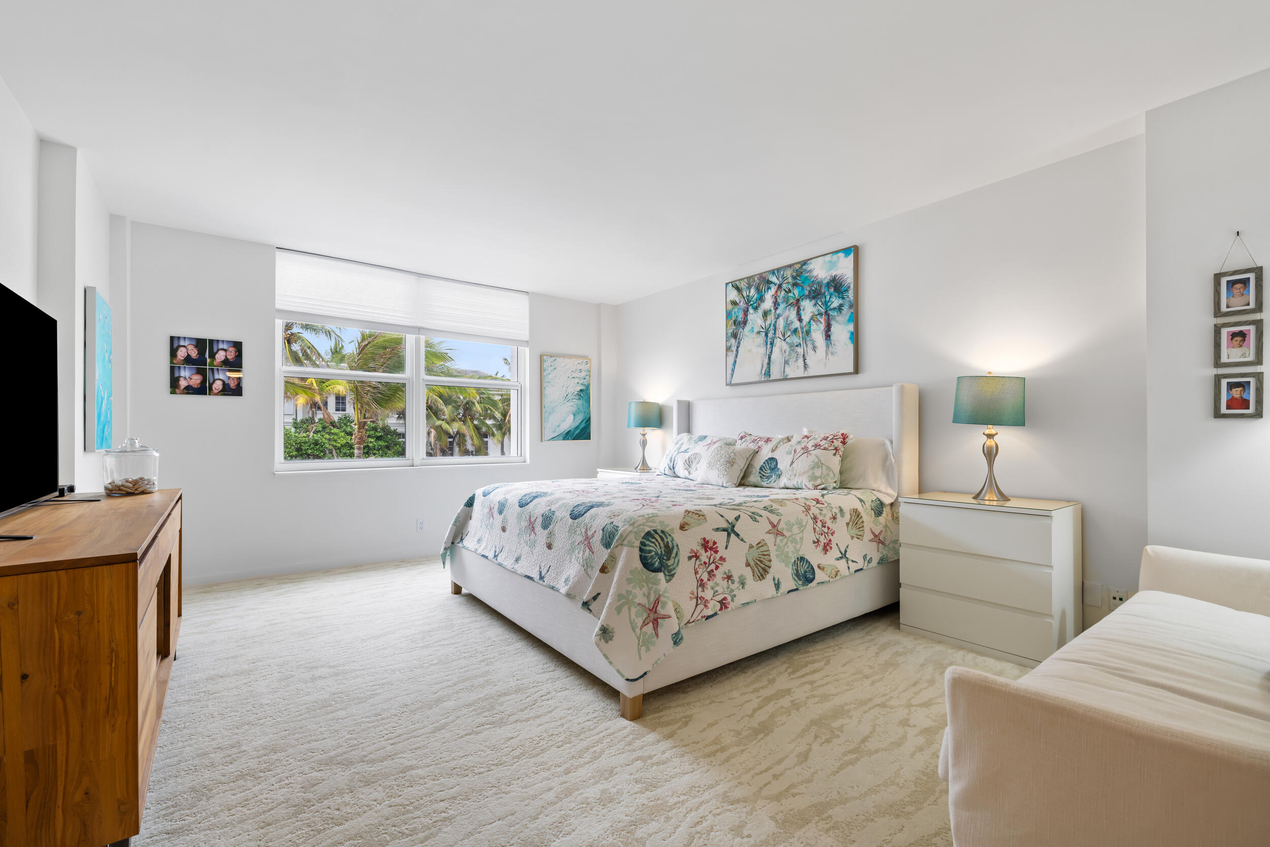 TWENTY TWO NINETY FIVE SOUTH OCEAN BLVD - Residential