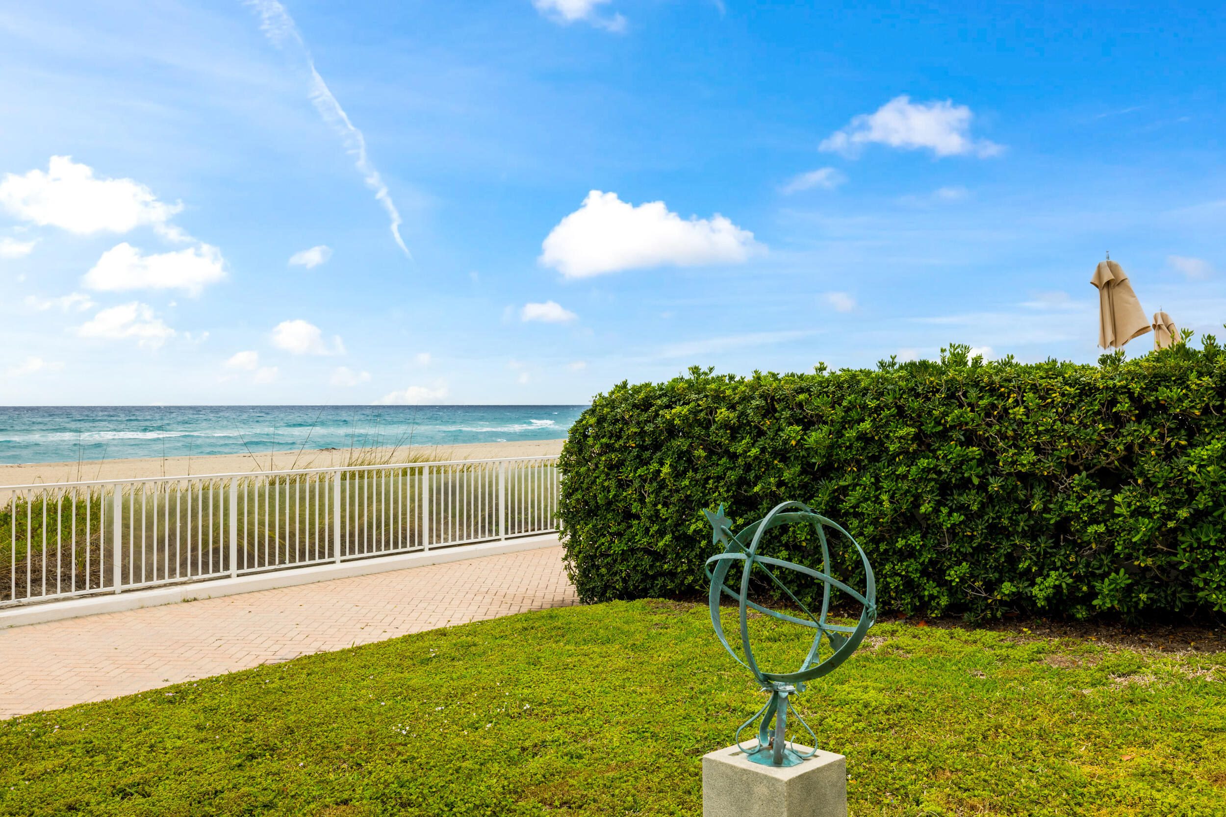 TWENTY TWO NINETY FIVE SOUTH OCEAN BLVD - Residential