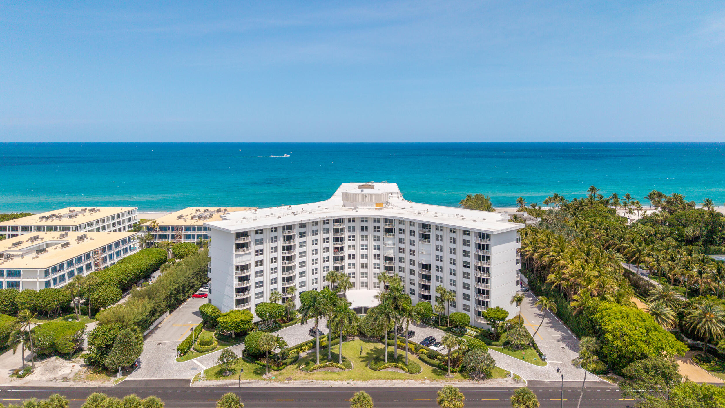TWENTY TWO NINETY FIVE SOUTH OCEAN BLVD - Residential