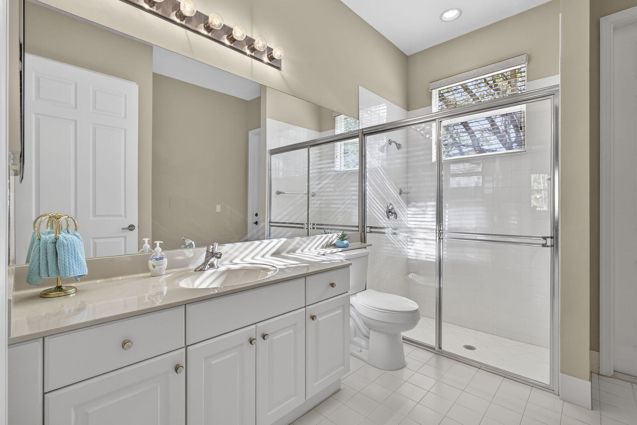 ISLES AT WELLINGTON 8 - Residential