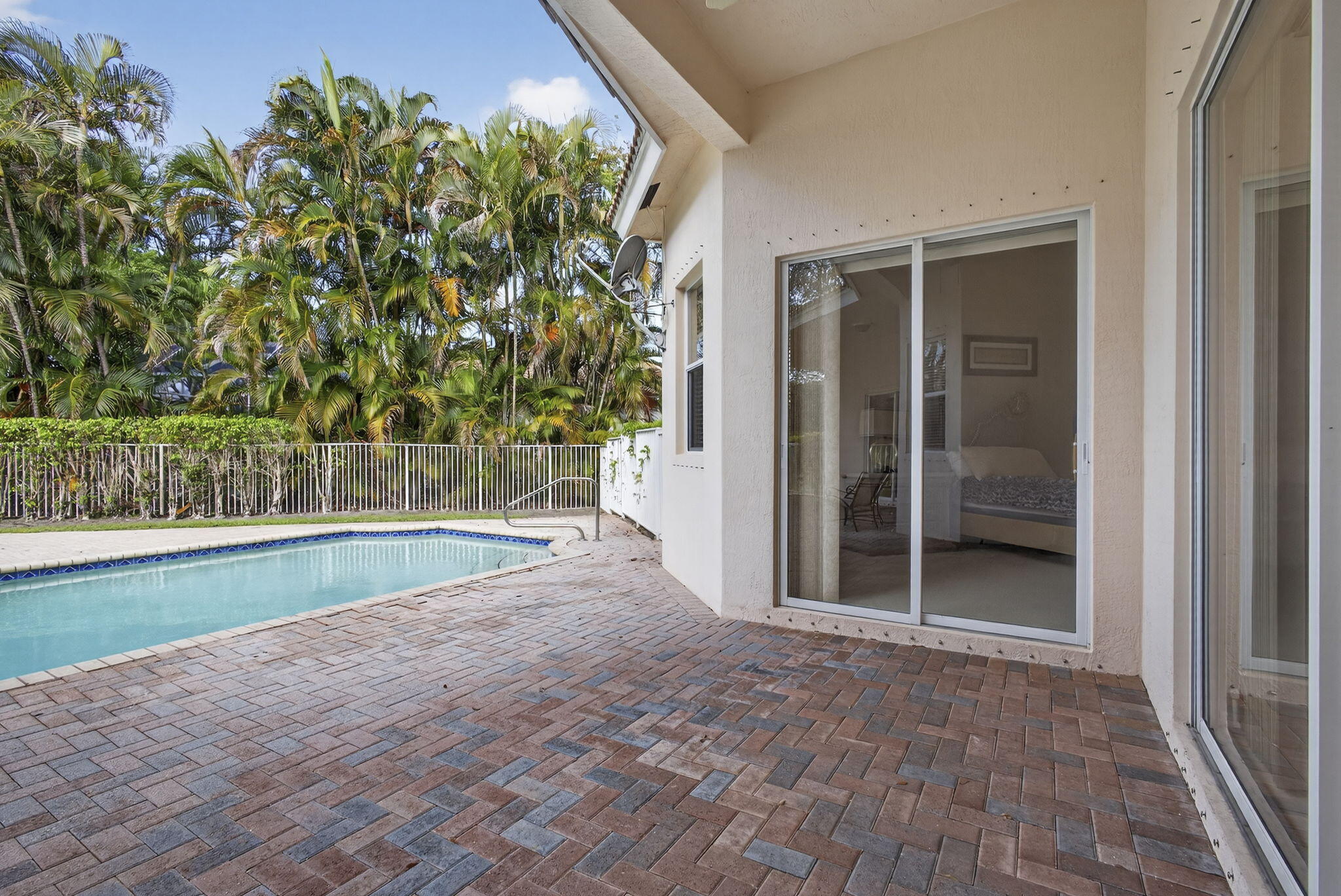 ISLES AT WELLINGTON 8 - Residential