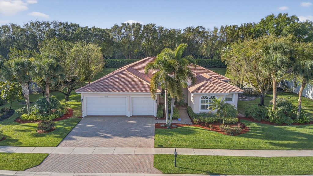 Photo of 11224 Mainsail Court, Wellington, FL 33449 (MLS # B26002854)