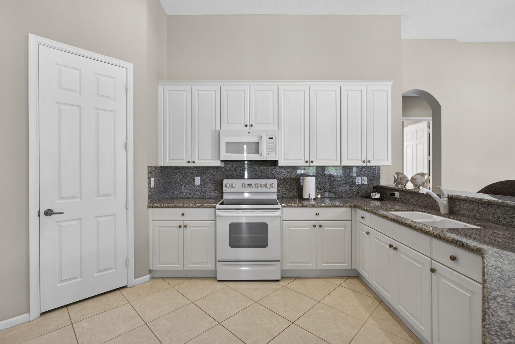 ISLES AT WELLINGTON 8 - Residential