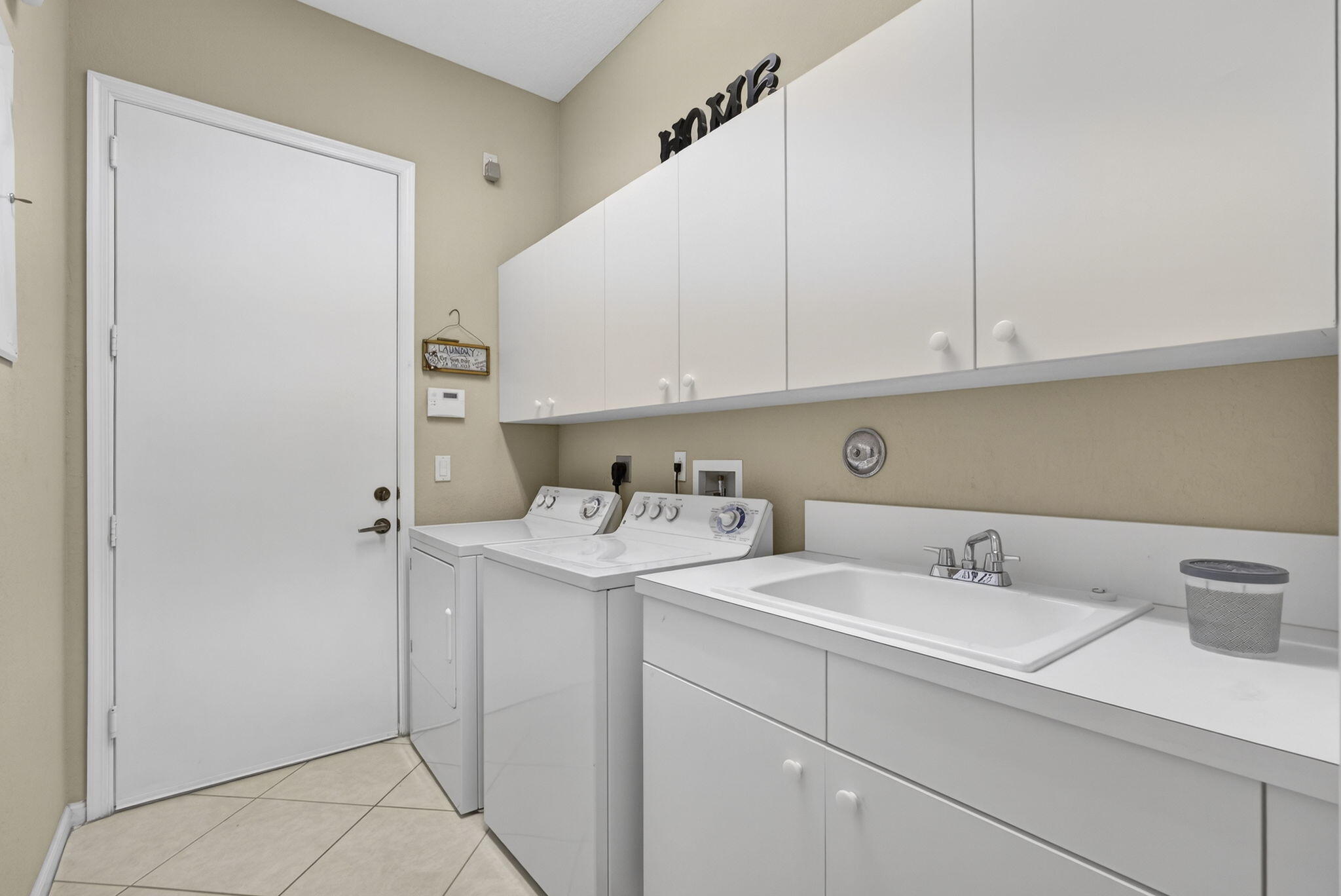 ISLES AT WELLINGTON 8 - Residential