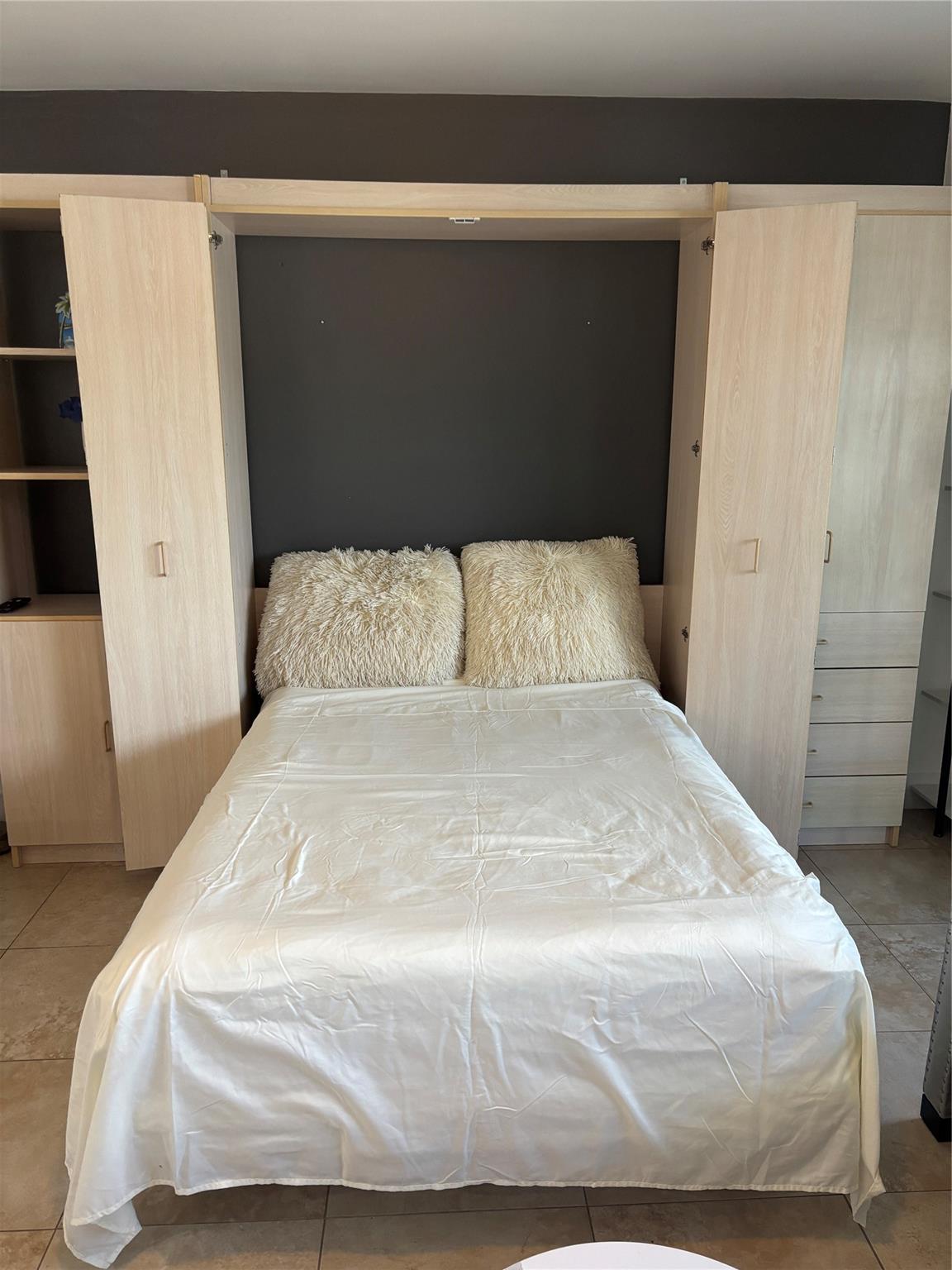 LAUDERDALE TOWER - Residential