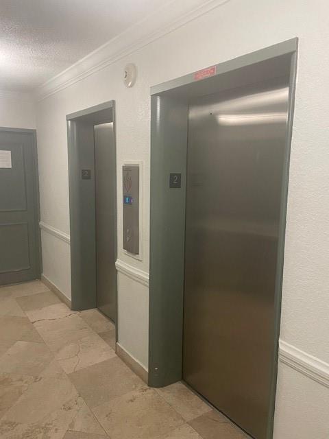 LAUDERDALE TOWER - Residential