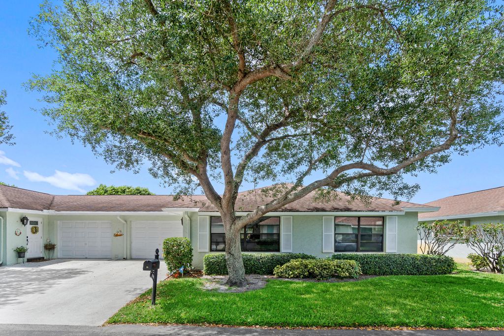 Photo of 9975 Ligustrum Tree Way #B, Boynton Beach, FL 33436 (MLS # R11078736)