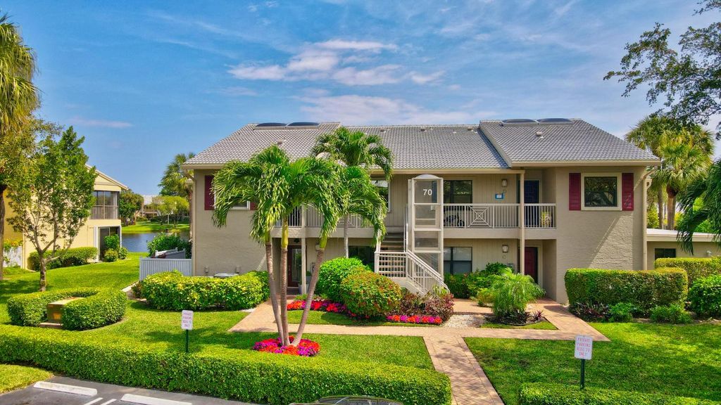 Photo of 70 Eastgate Drive #B, Boynton Beach, FL 33436 (MLS # R10968767)