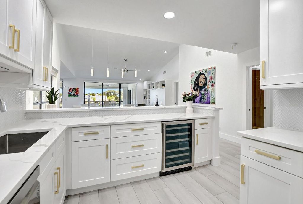 Photo of 70 Eastgate Drive #B, Boynton Beach, FL 33436 (MLS # R10968767)