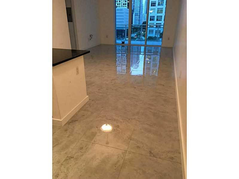 THE PLAZA 901 BRICKELL CONDO - Residential