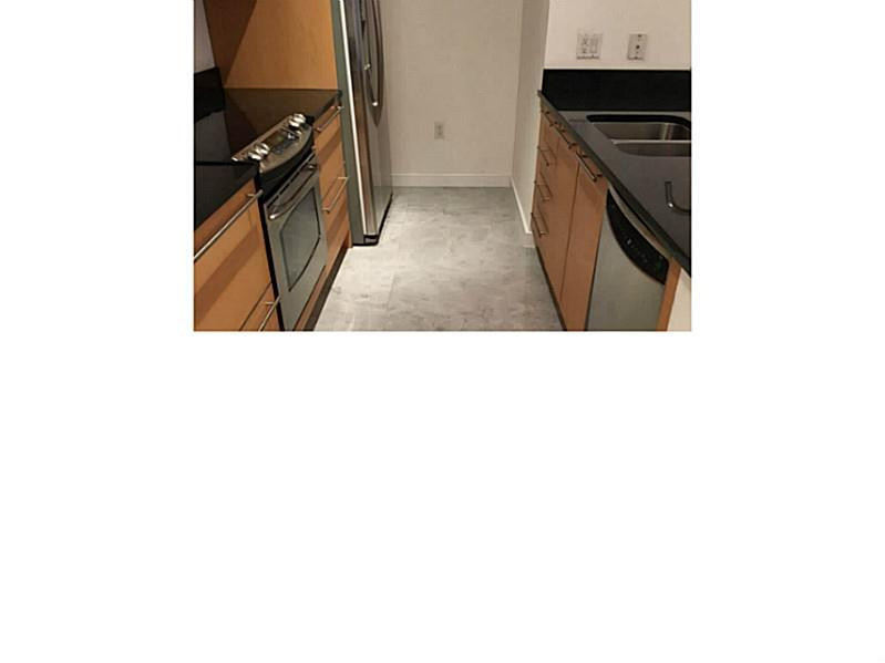 THE PLAZA 901 BRICKELL CONDO - Residential