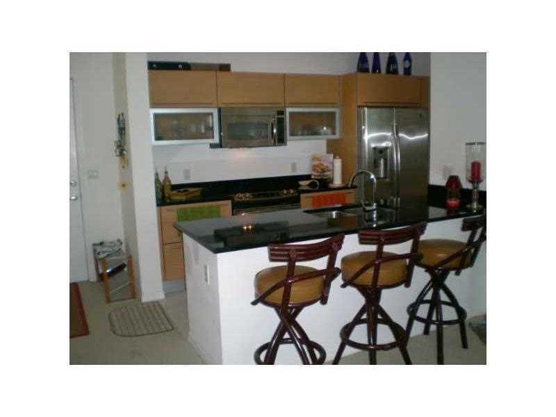 THE PLAZA 901 BRICKELL CONDO - Residential