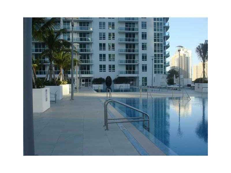 THE PLAZA 901 BRICKELL CONDO - Residential