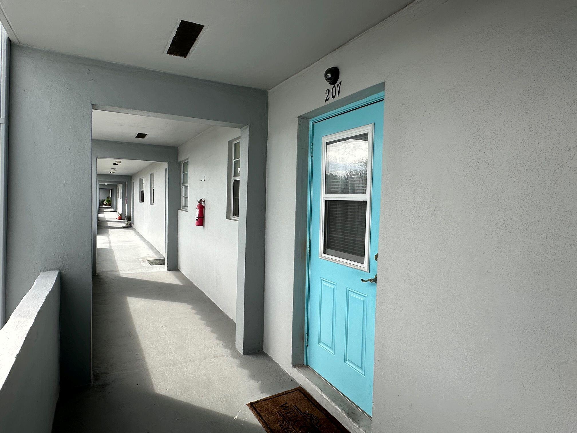 LAGO DEL REY CONDO - Residential