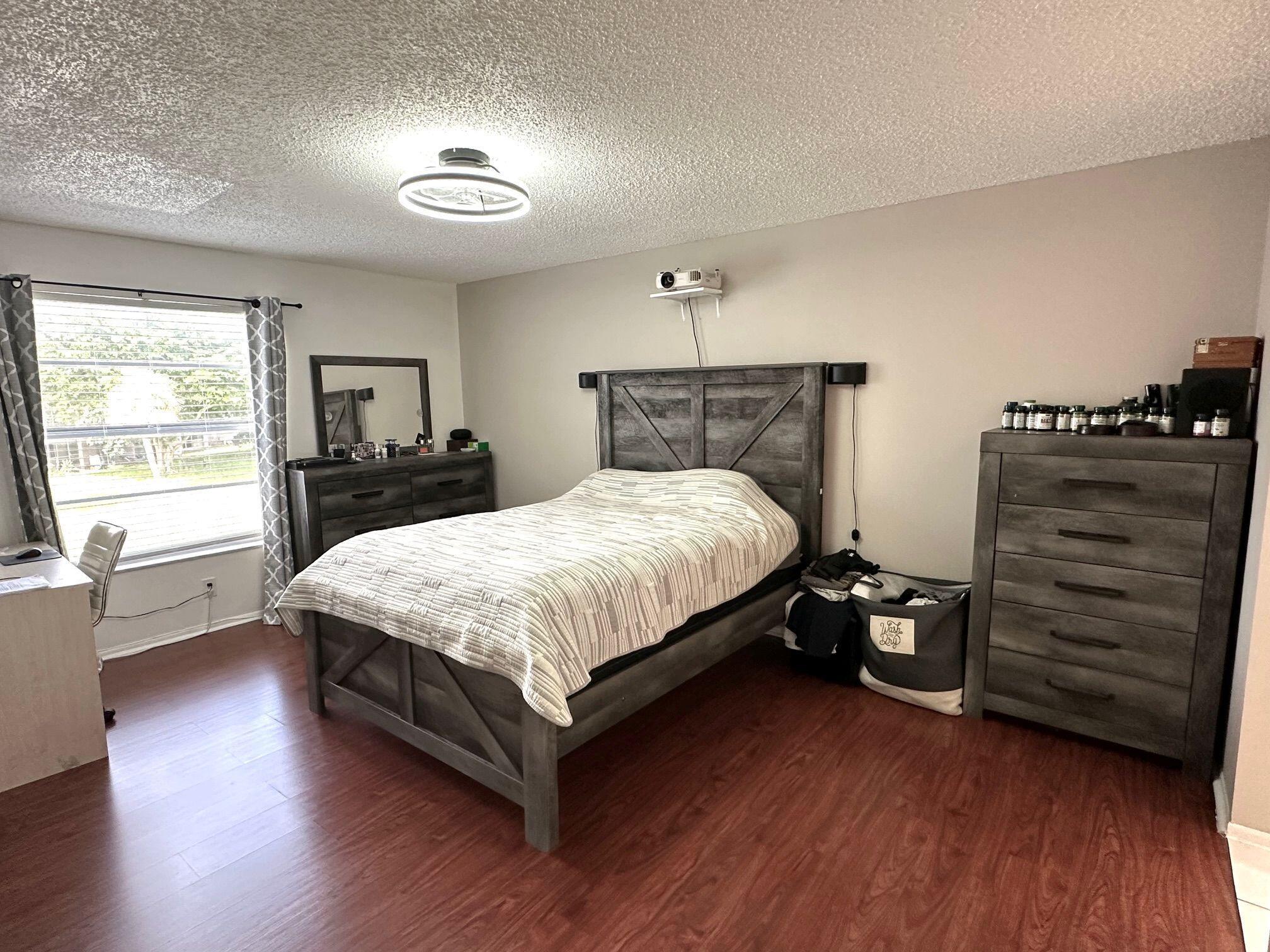 LAGO DEL REY CONDO - Residential