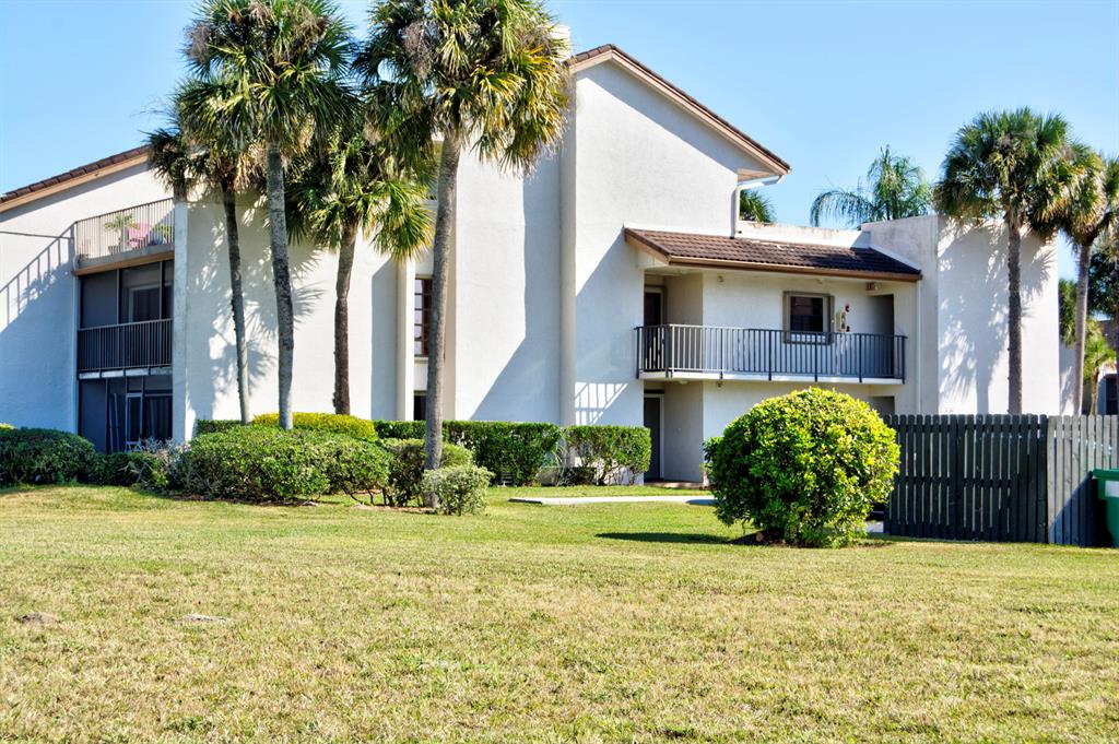 Beautiful 3/2 two story furnished condo, open floor concept on the lower level with living area dining room, wet bar also with 2 bedrooms and a bathroom. The kitchen has custom cabinets, granite counter top stainless steel appliances and newly installed flooring. The master bedroom quarters are on the upper floor for extra privacy, the master bathroom has been newly renovated. Large walk in closet , sitting area with one of the two fireplaces and a large patio overlooking the golf course. Windows have hurricane accordion shutters.This home has new paint, flooring and may other upgrades this condo will not disappoint. Come enjoy country club living at its best in the Meadowood Golf and Country club, 3 month free membership included with purchase of this condo.