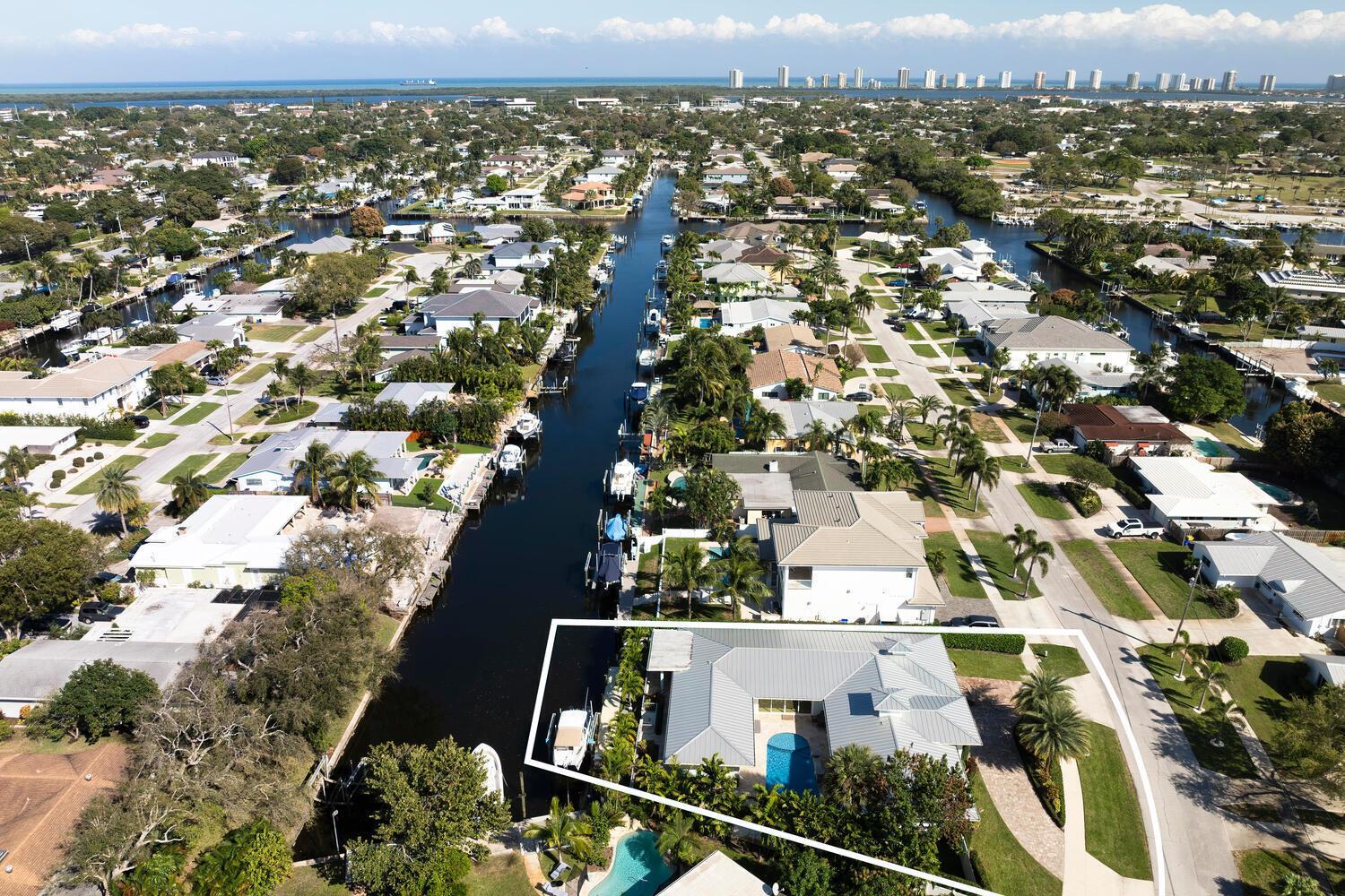 NORTH PALM BEACH VILLAGE - Residential