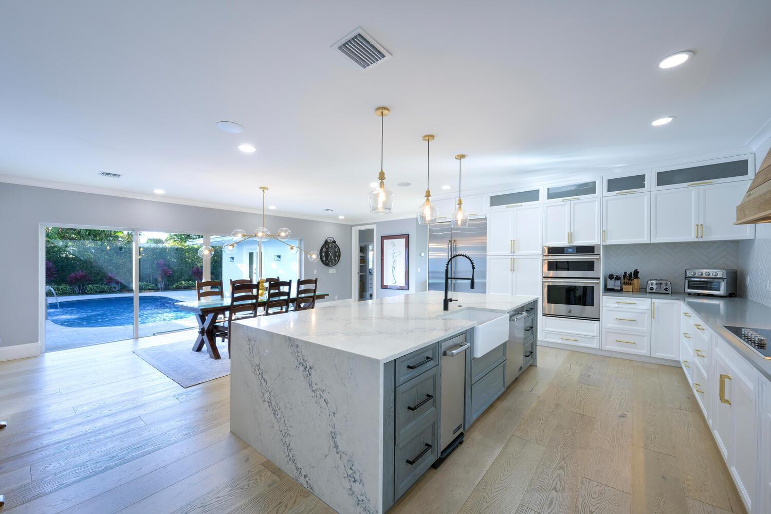 NORTH PALM BEACH VILLAGE - Residential