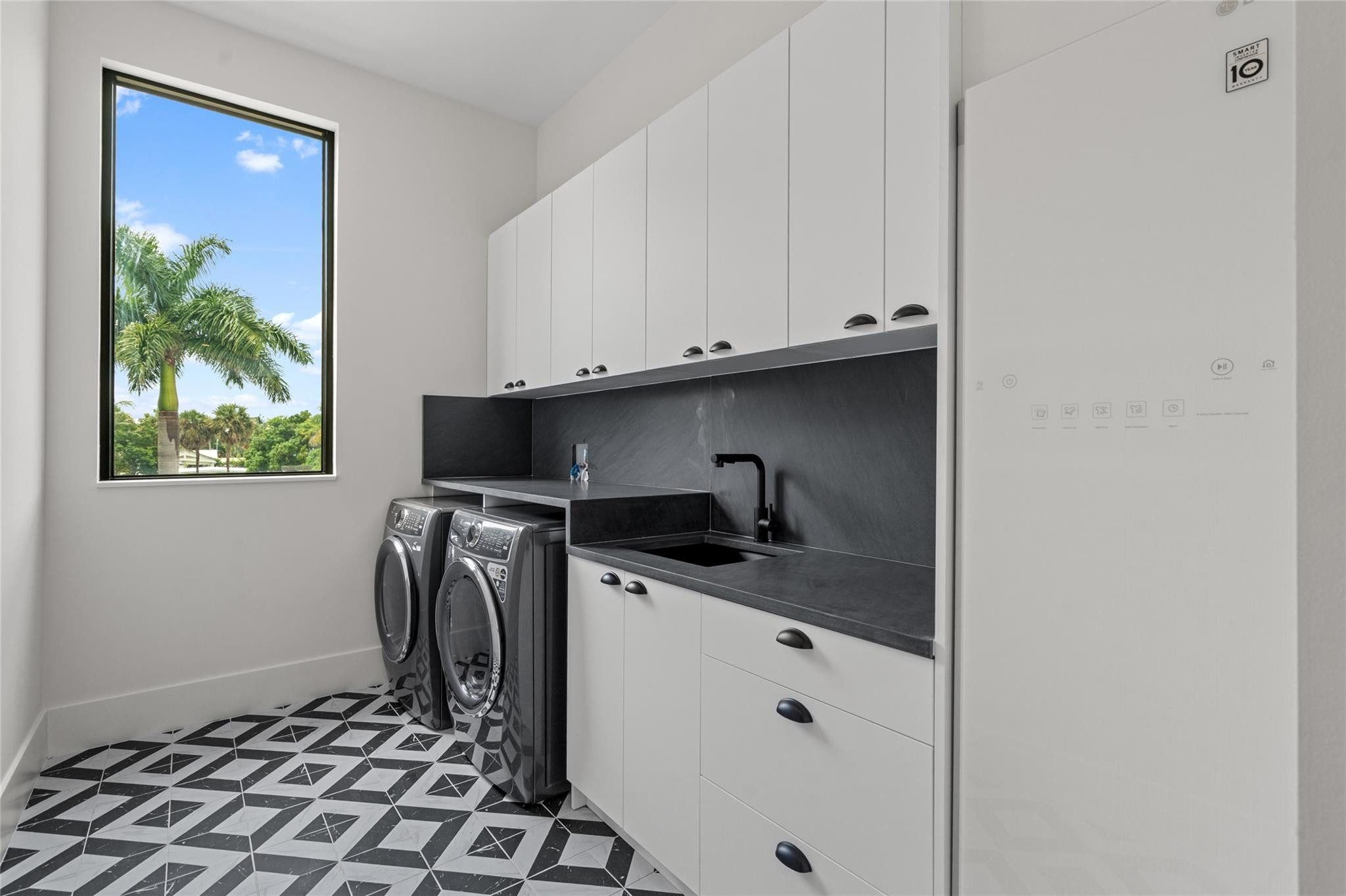 SUNSET LANE - Residential