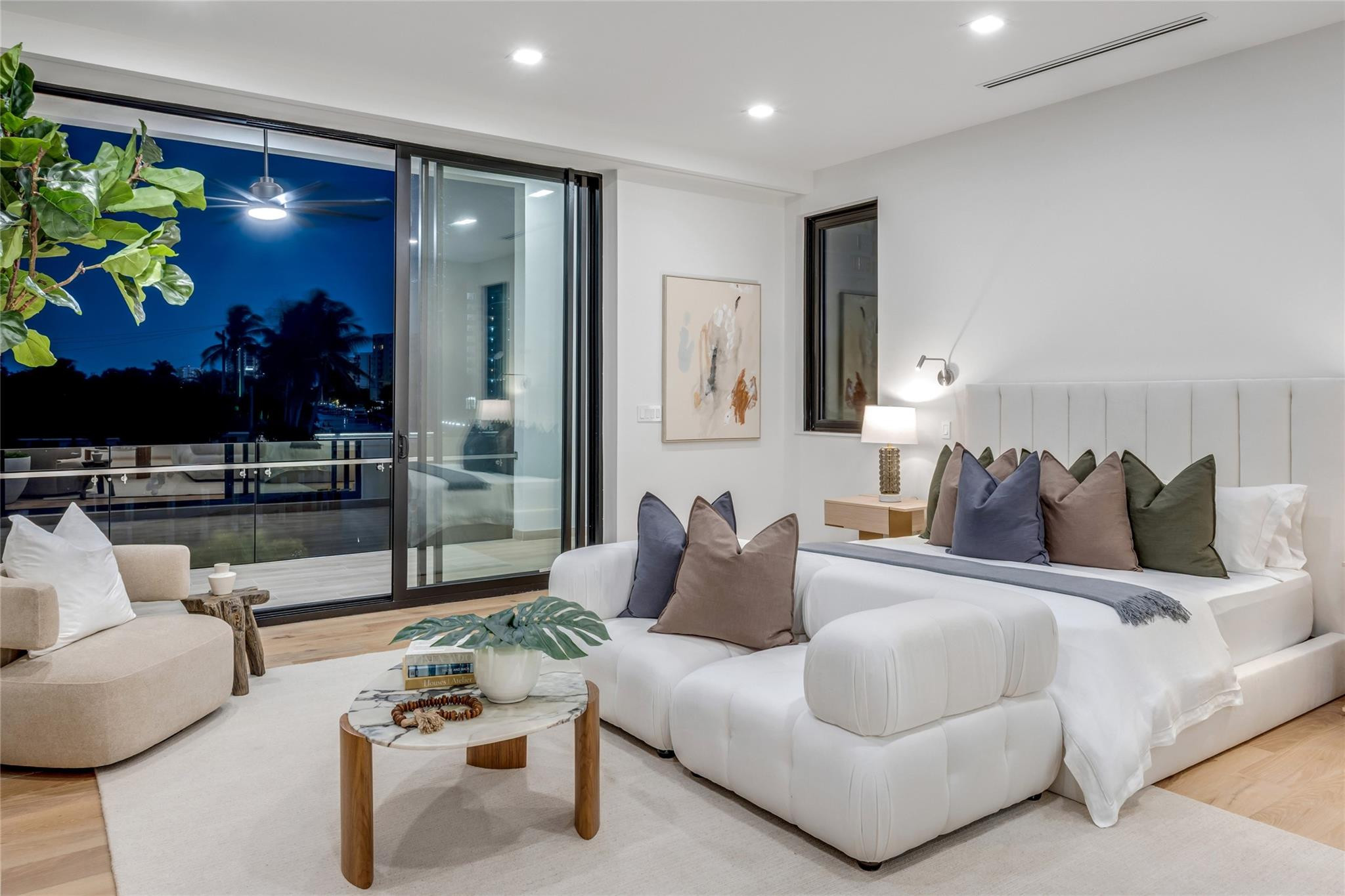 SUNSET LANE - Residential