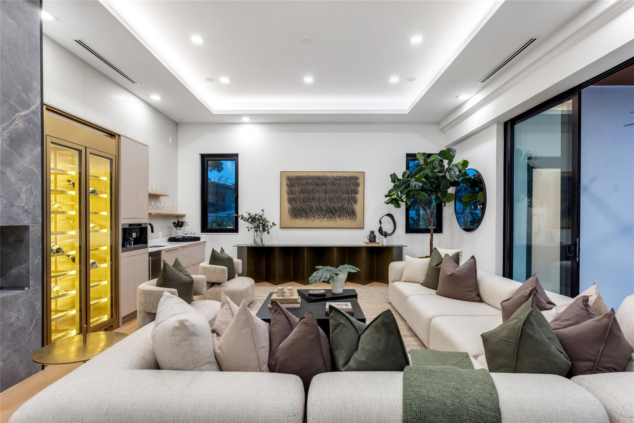 SUNSET LANE - Residential