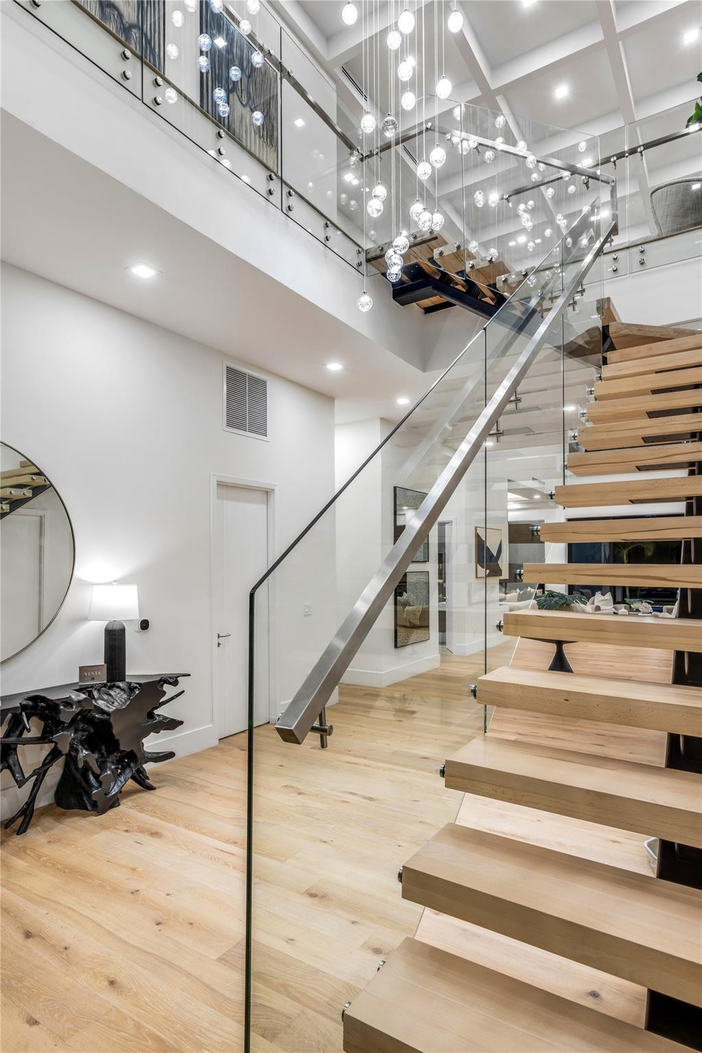 SUNSET LANE - Residential