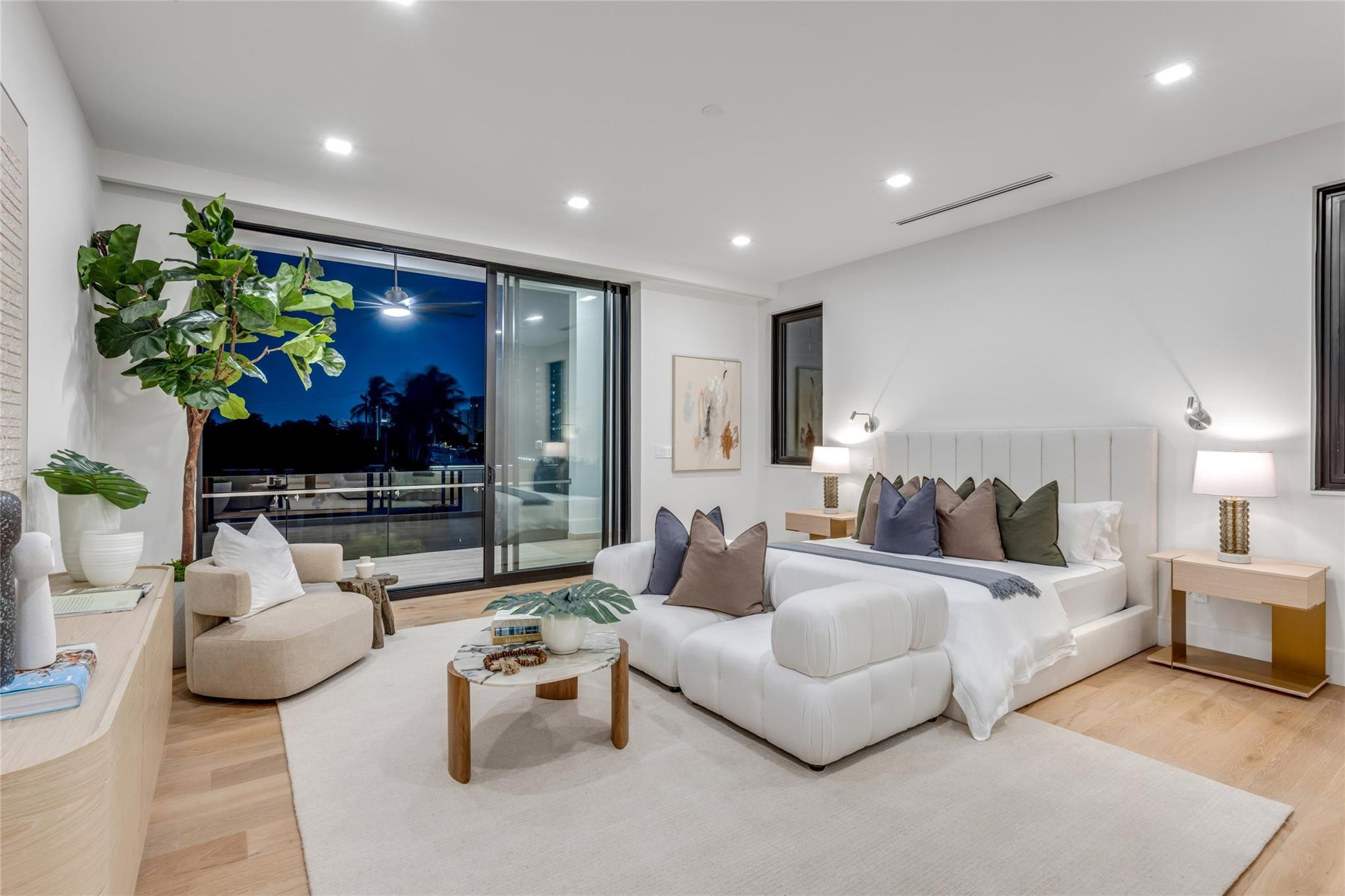 SUNSET LANE - Residential