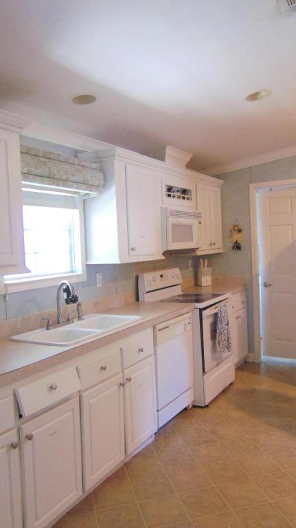 LAKEWOOD VILLAGE RO - Residential